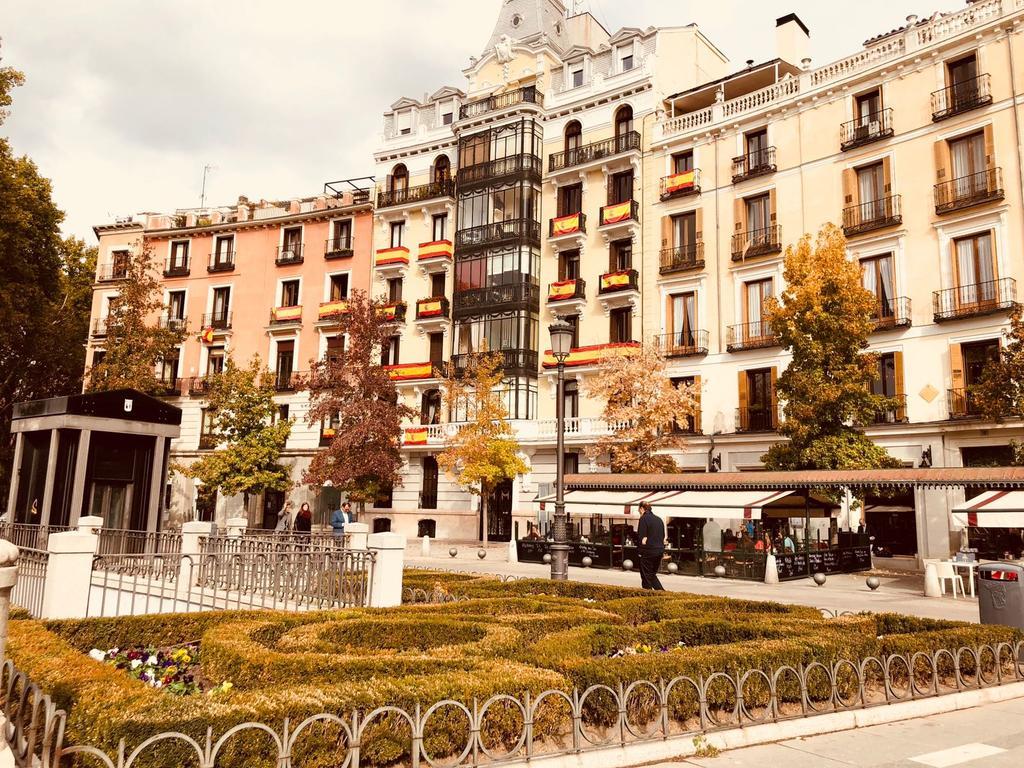 Plaza Mayor View Madrid Bagian luar foto
